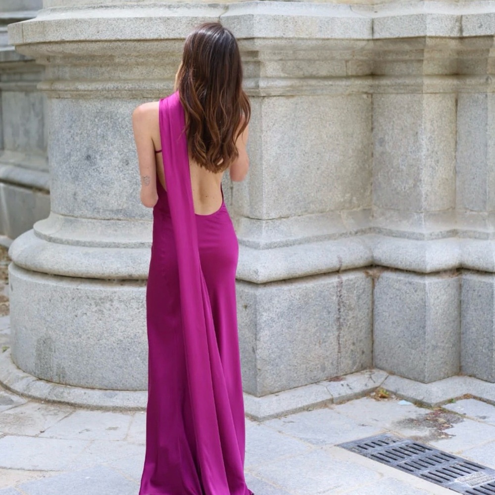 EGGPLANT LONG DRESS WITH CAPE - Picture 2 of 6